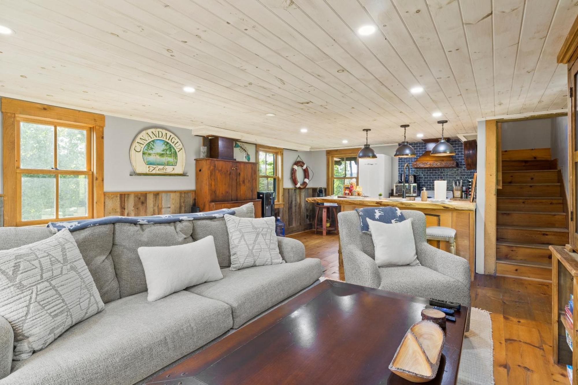Cozy Two Bedroom Home On Canandaigua Lake Rushville Exterior foto